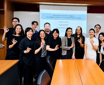 ภาพบรรยากาศบรรยายทางวิชาการ Vertex Algebras และแลกเปลี่ยนประสบการณ์ “Women in Mathematics” ณ มศว โดย Professor Gaywalee Yamskulna จาก Illinois State University สหรัฐอเมริกา