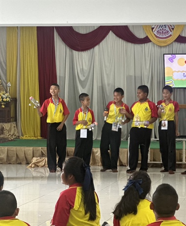 นิสิต กศ.บ.(คณิตศาสตร์) ปี 3 จัดค่าย Math Day Camp ให้เด็ก ป.4-6...