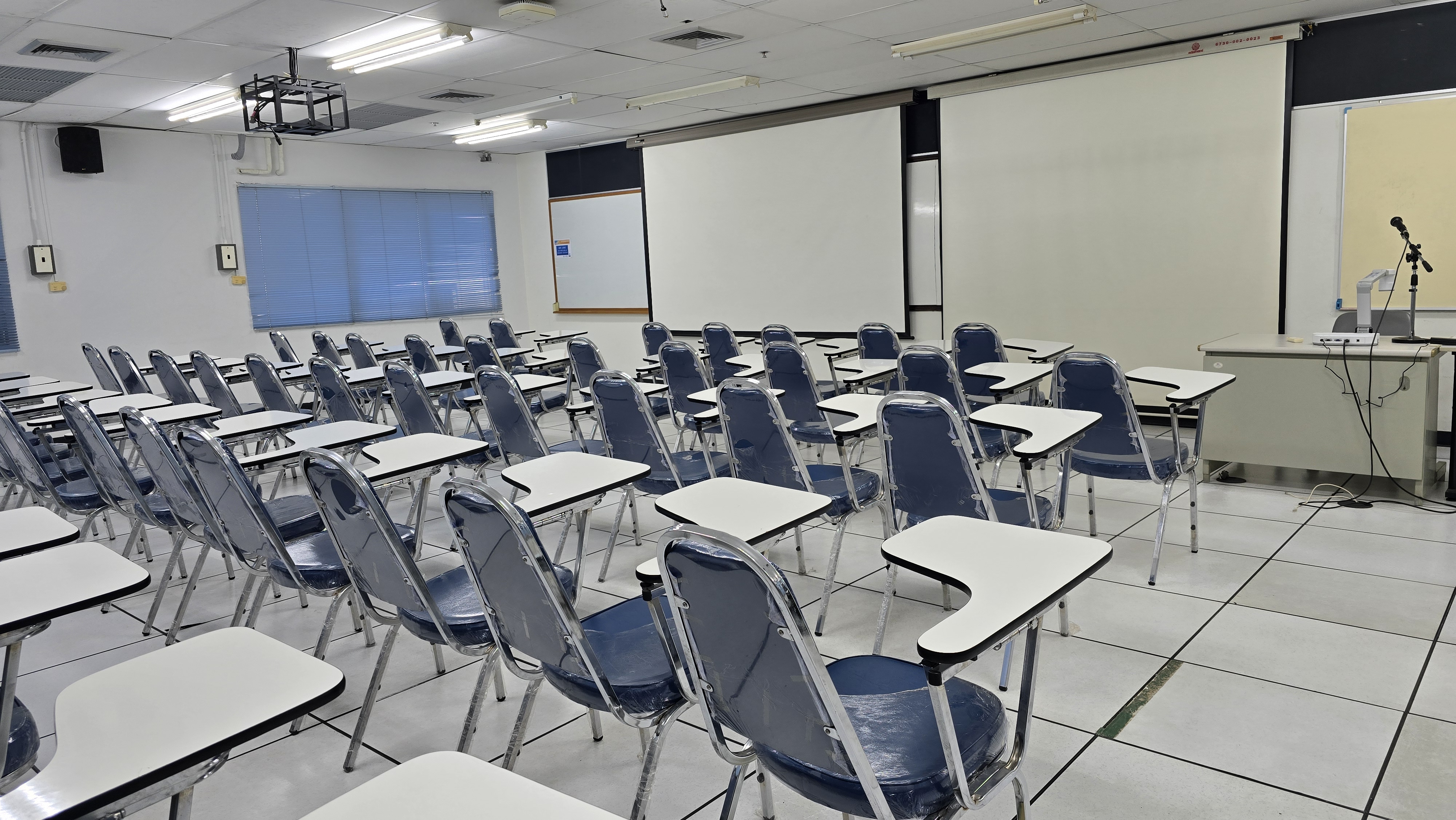ห้องบรรยาย 19-1910