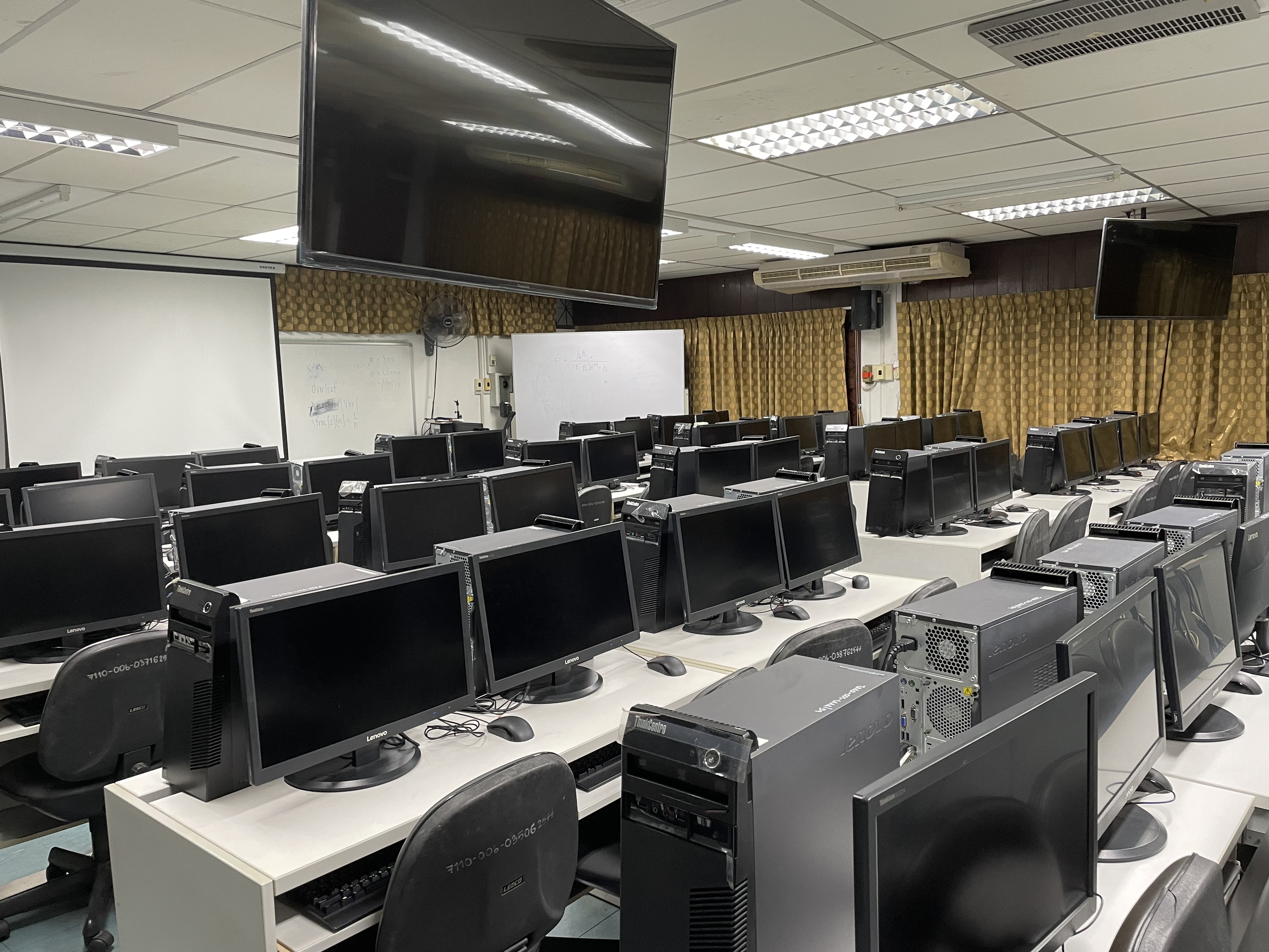 ห้องปฏิบัติการคอมพิวเตอร์ 10-315